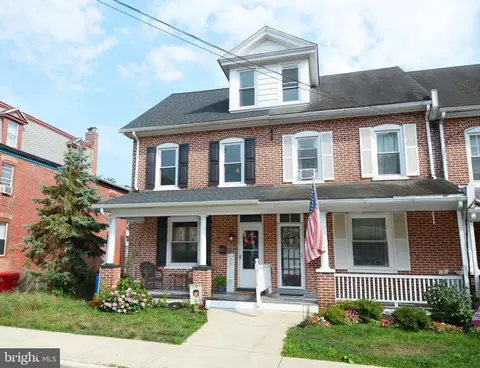 66 Hillside Ave, Souderton, PA 18964