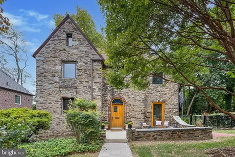 7 E Amherst Rd, Bala Cynwyd, PA 19004