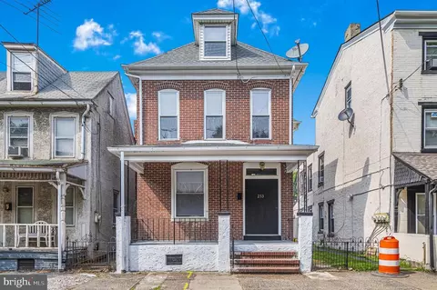 253 Beech St, Pottstown, PA 19464