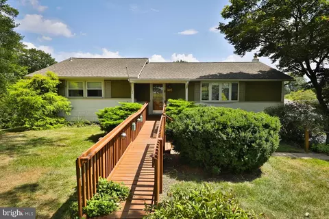 3441 Buck Rd, Huntingdon Valley, PA 19006