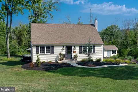 7 Mine Run Rd, Schwenksville, PA 19473