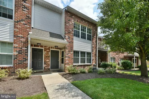 205 Glen Ln #CONDO 345, Elkins Park, PA 19027