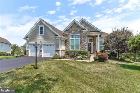 836 Woods End Ct, Collegeville, PA 19426