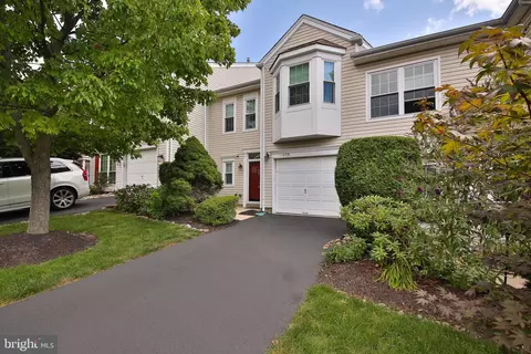 408 Santa Anita Dr, North Wales, PA 19454