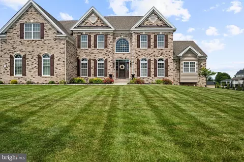 331 Windsor Dr, Harleysville, PA 19438