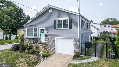 1558 Osbourne Ave, Abington, PA 19001