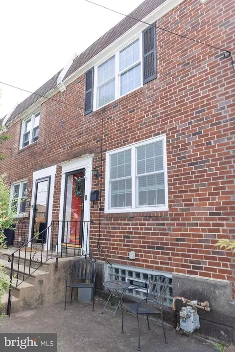 38 Orange Ave, Ambler, PA 19002
