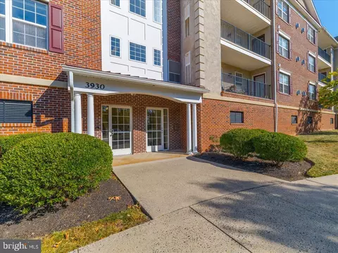 3930 Ashland Dr #334, Harleysville, PA 19438