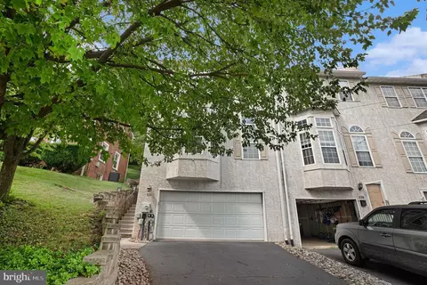 530 Ford St, Conshohocken, PA 19428