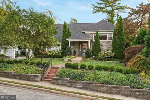 400 Upland Rd, Elkins Park, PA 19027