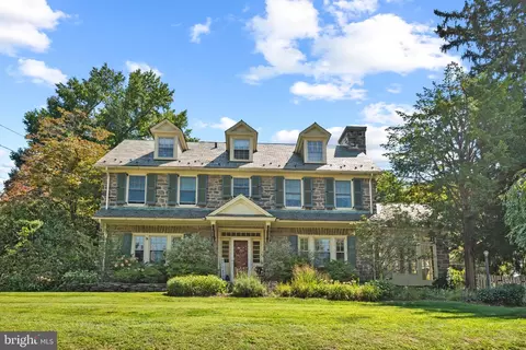 8123 Cadwalader Ave, Elkins Park, PA 19027