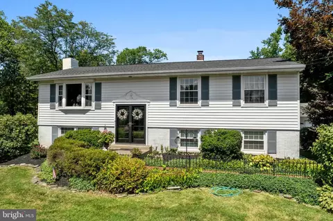 2320 Old Forty Foot Rd, Harleysville, PA 19438