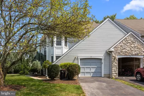 33 Cadwalader Ct, Ambler, PA 19002