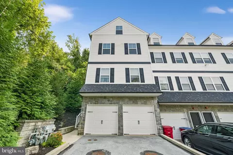 131 Colwell Ln, Conshohocken, PA 19428
