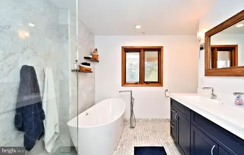 Bath - 219 E Mount Kirk Ave, Eagleville, PA 19403 photo 1 of 4