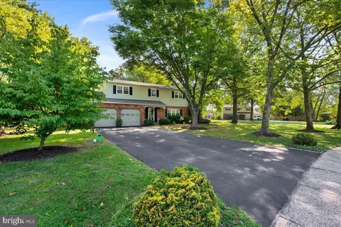 1683 Leon Dr, Hatfield, PA 19440
