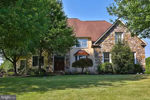 183 Brochant Cir, Blue Bell, PA 19422