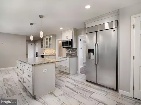 1024 Walsh Ln, Narberth, PA 19072 photo 15