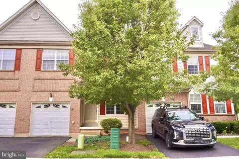 312 Wheatfield Cir, Hatfield, PA 19440