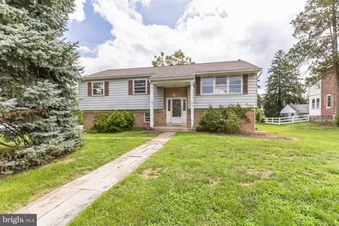 870 Walnut St, Royersford, PA 19468