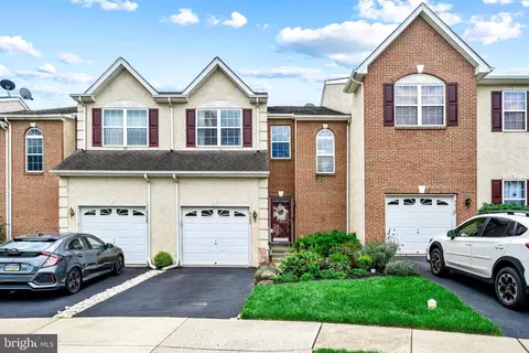 4008 Hoffman Ct, Collegeville, PA 19426