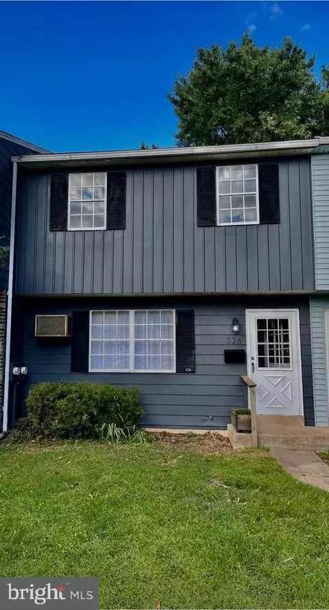 326 Washington St, Pennsburg, PA 18073