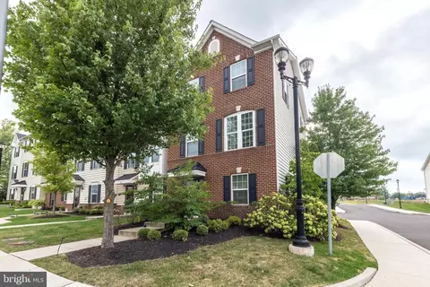 658 E Chestnut St #BLDG 1, Souderton, PA 18964