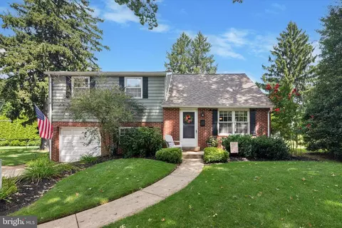 213 Penn Oak Rd, Flourtown, PA 19031