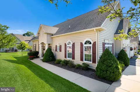 109 Lincoln Dr #232, North Wales, PA 19454