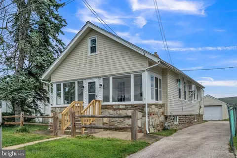 811 Burke Ave, Jenkintown, PA 19046