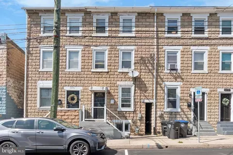 354 Elm St, Conshohocken, PA 19428