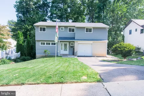 305 Overlook Ave, Willow Grove, PA 19090