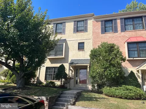 2009 Yorktown N, Norristown, PA 19403