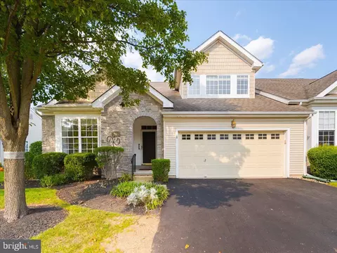 120 Lattice Ln, Collegeville, PA 19426