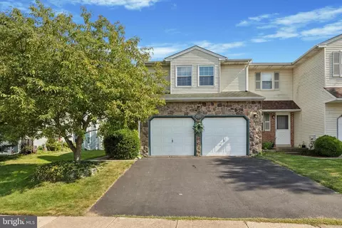 164 Red Haven Dr, North Wales, PA 19454