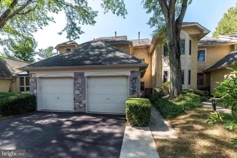 21 Linden Dr, Elkins Park, PA 19027
