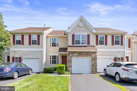 811 Lizzie Ln, Royersford, PA 19468