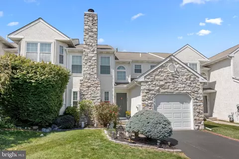 520 Dogwood Dr, Ambler, PA 19002