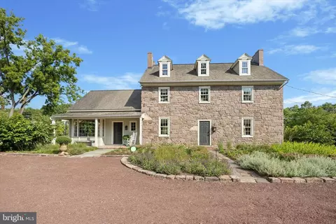 978 2nd Ave, Royersford, PA 19468