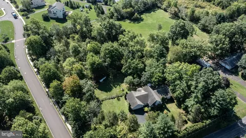 2066 Store Rd, Harleysville, PA 19438