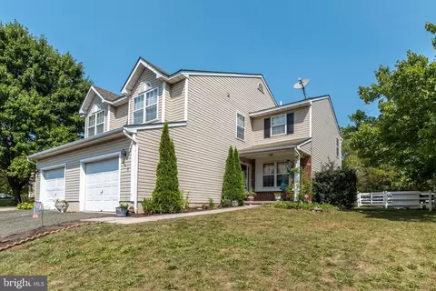 598 Thistle Dr, Pennsburg, PA 18073