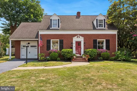30 S Whitehall Rd, Eagleville, PA 19403