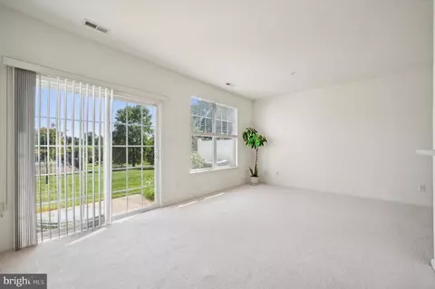 Living - 41 Old Cedarbrook Rd, Wyncote, PA 19095 photo 5 of 5