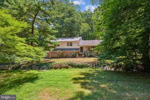 2235 Willow Brook Dr, Huntingdon Valley, PA 19006