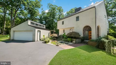 261 Clemens Rd, Harleysville, PA 19438