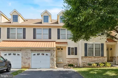 202 Wyndham Ln, Conshohocken, PA 19428