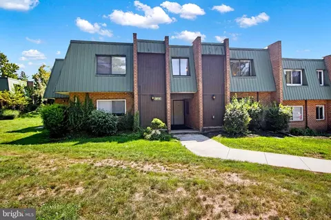 1610 Meadowview Ln #1610, Mont Clare, PA 19453
