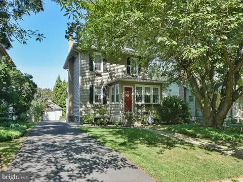 260 Bickley Rd, Glenside, PA 19038