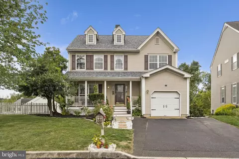 428 Dartmoor Rd, Schwenksville, PA 19473