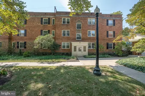 42 Conshohocken State Rd #5-D, Bala Cynwyd, PA 19004